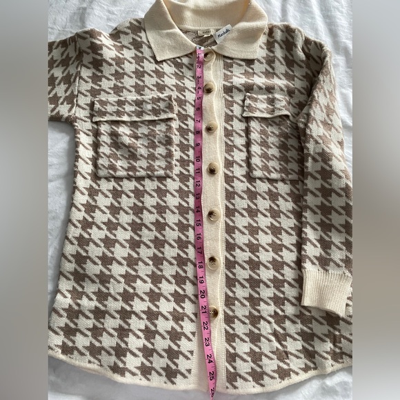Debut houndstooth shacket/jacket. Small. Oversized. Soft. Button-up. (NWT) - Picture 14 of 16